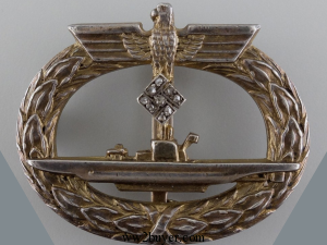 submarine badge with diamonds